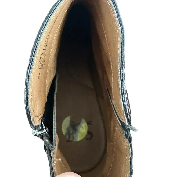 Sofft Women's Wera Boot Black Leather Block Elegant Comfy Heel Bootie Size 9 - Picture 7 of 8